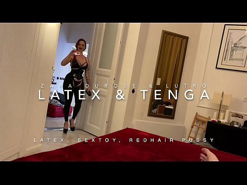❤️ Redheaded stepsister in latex costume yakasvirwa na stepbrother ❤ ☑